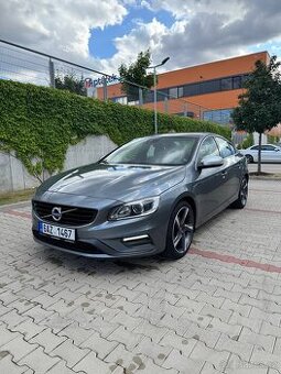 Volvo S60 T3 R-Design