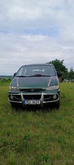 Hyundai H1 Mikrobus