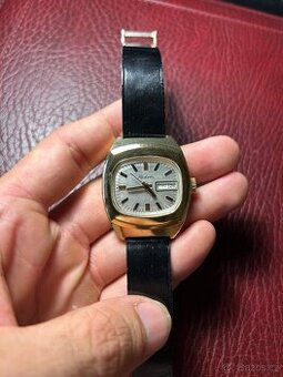 Hodinky Raketa
