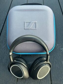 Bezdrátová sluchátka Sennheiser PXC 550 + pouzdro