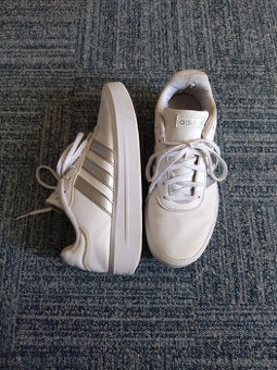 Dámské boty Adidas vel. 40,5