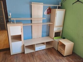 Dětský nábytek - dezén přírodní a zelený 1