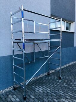 Pojízdné hliníkové lešení. FS 75 z Nádstavbou