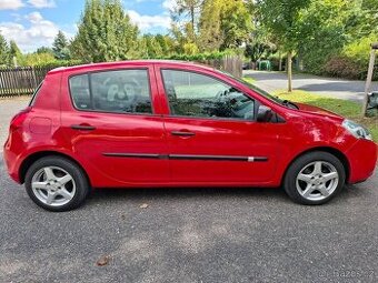 Prodám Renault Clio 1.2 48 kW Nová STK Najeto pouze 50 tisíc
