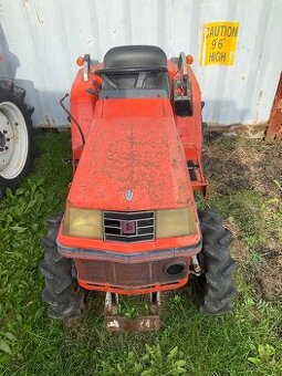Kubota B40 Japonský malotraktor