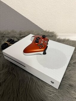 XBOX ONE S 1 TB V TOP STAVU