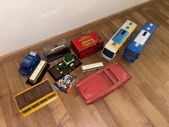 Různé hračky a modely (Matchbox, Corgi…) - LEVNĚ