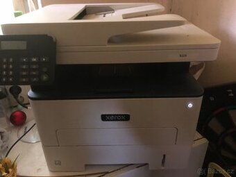 Multifunkční laserová tiskárna Xerox