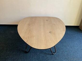 Konferenční stolek Masura – 110 cm, kapkový tvar