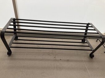 Sestava do předsíně kovová