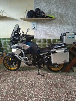 CF MOTO 800MT Touring EU5