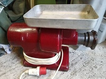 Mlýnek na maso Vlček