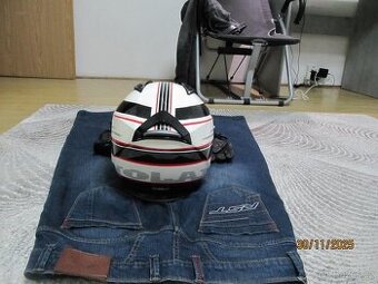 Helma Nolan, moto jeans RST a rukavice RST