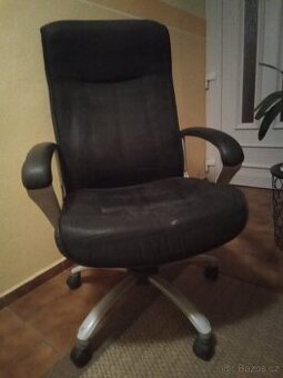 Kancelářské křeslo
