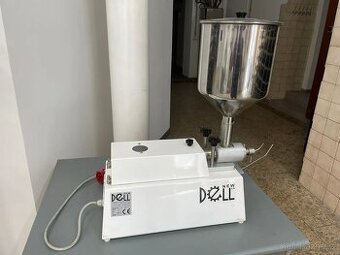 Plnicí a dávkovací stroj (lot: 4)