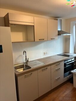 Nová kuchyňská linka se spotřebiči