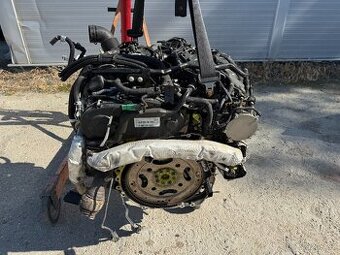 -----LAND ROVER RANGE ROVER 3.0 D V6 BiTURBO-----