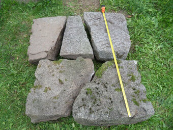 Kamenná dlažba, zápražáky ,žulové desky.