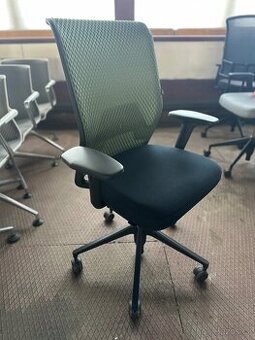 Vitra ID Mesh chair - poslední 3ks