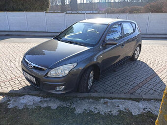 Hyundai i30 1.4 16V 80kw | r.v. 2007 | STK 04/2026