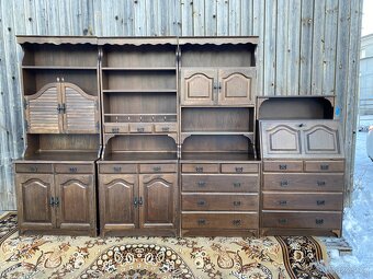 Sestava skříní Nevada