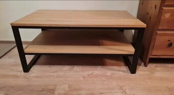 Konferenční stolek masivní dub