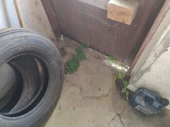 Škoda 1202 STW Stejšn, zbytky z vozu