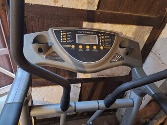 Eliptický trenažér