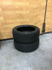 Zimní pneu 225/45 r17 - 1