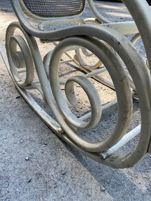 Houpací křeslo TON thonet na renovaci