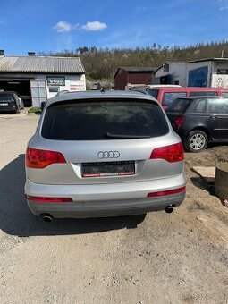 Audi q7 3.0 tdi 171kw Nahradni Dily - 1
