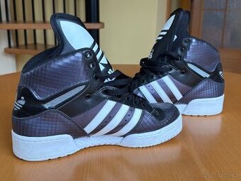Boty Adidas s velkým jazykem vel. EUR 42 (US 9 1/2)