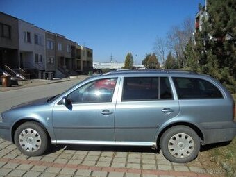Škoda Octavia 1. combi 2004 - 1,9TDi 81kW tažné+výbava - 1
