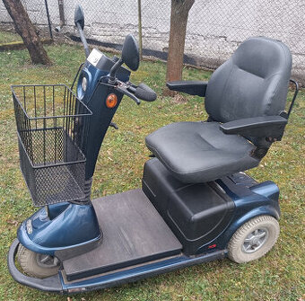 Tříkolka skútr pro seniory Sterling Elite XS