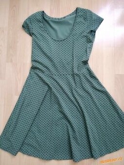 DÁMSKÉ ŠATY 36/38