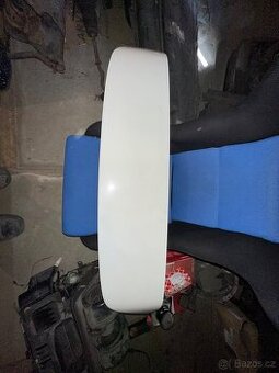 Honda civic 6G křídlo
