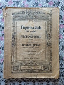 Školy hry na harmoniku a klavír - různé - 1