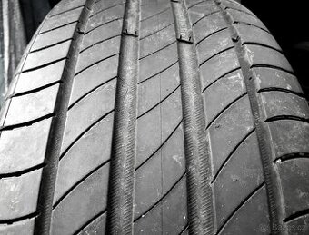 2ks letních pneu 215/60 R17 Michelin
