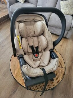 Autosedačka Babystyle Egg Shell i-size se základnou Isofix