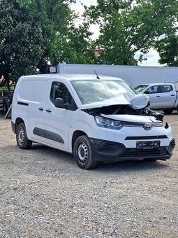 Toyota Proace City 2023 model 2024