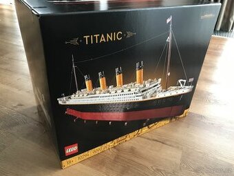 Prázdná krabice Lego Creator Titanic 10294