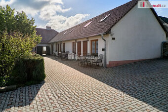 Prodej stylového apartmánového domu Mateřidouška v Chlumu u 