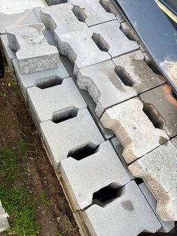 Zámková dlažba