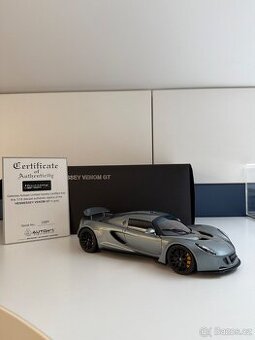 Hennessey Venom GT Autoart Signature 1:18