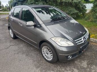 Mercedes A150 benzín 70 kW, automat, 10/ 2010