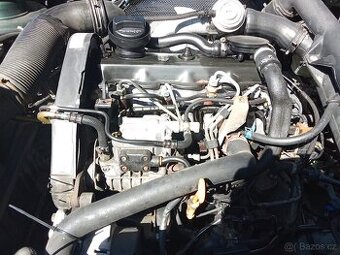 Prodám vstřikovací čerpadlo Vw golf 3,66/81