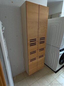 Koupelnová + umyvadlová skříň