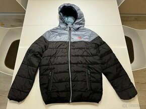 Prodám dětskou prošívanou bundu UMBRO s kapucí, vel. 152