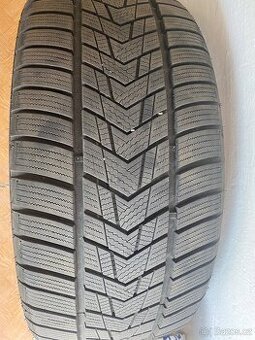 255/40 r20