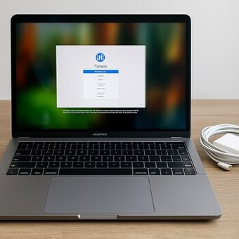MacBook Pro 15” (2019) – i7 / 16 GB / 256 GB SSD